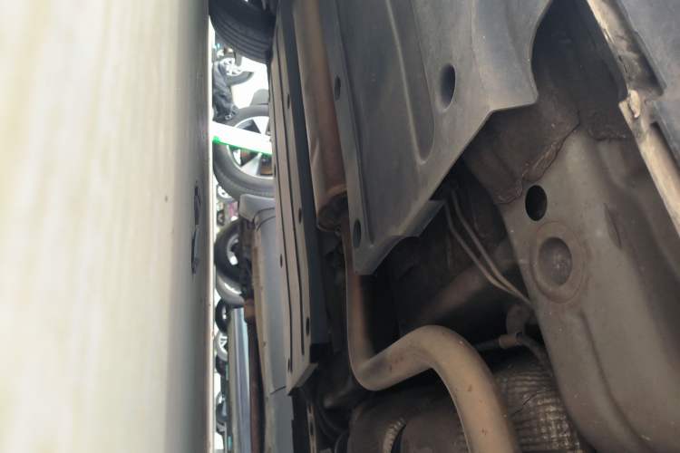 Used Roewe RX3 2021 PRO 1.6L Manual Flagship Model Left Side Sill