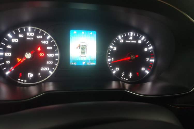Used Roewe RX3 2021 PRO 1.6L CVT Elite Model Odometer Close Up