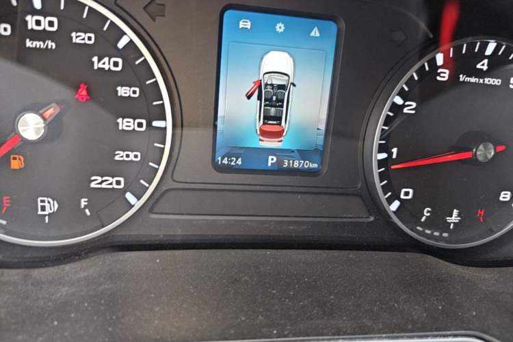 Used Roewe RX3 2021 PRO 1.6L CVT Elite Model Odometer Close Up