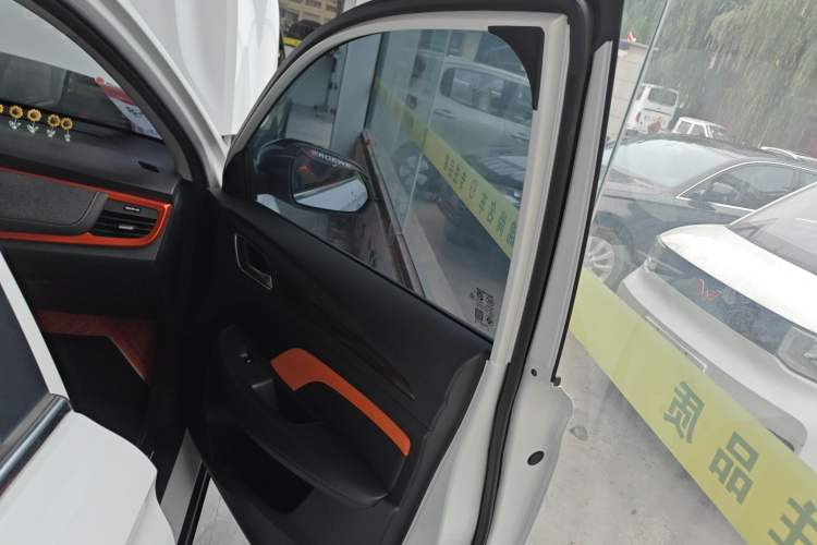 Used Roewe RX3 2021 PRO 1.6L CVT Flagship Model Right Front Door Interior