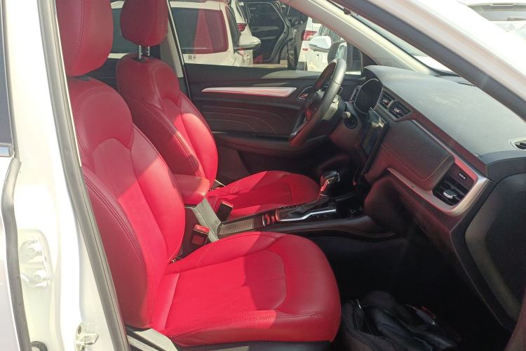 Used Roewe RX3 2021 PRO 1.6L CVT Elite Model Right Front Seat