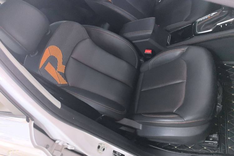 Used Roewe RX3 2021 PRO 1.6L CVT Flagship Model Right Front Seat