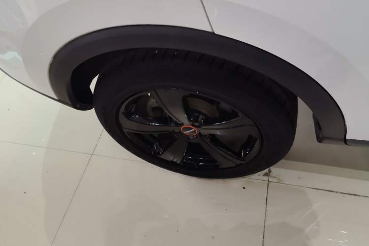 Used Roewe RX3 2021 PRO 1.6L CVT Elite Model Right Rear Wheel Hub
