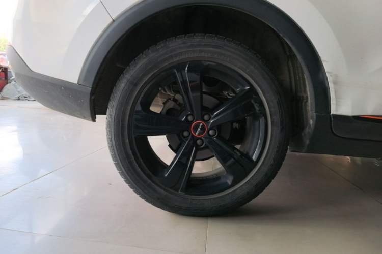 Used Roewe RX3 2021 PRO 1.6L Manual Flagship Model Right Rear Wheel Hub