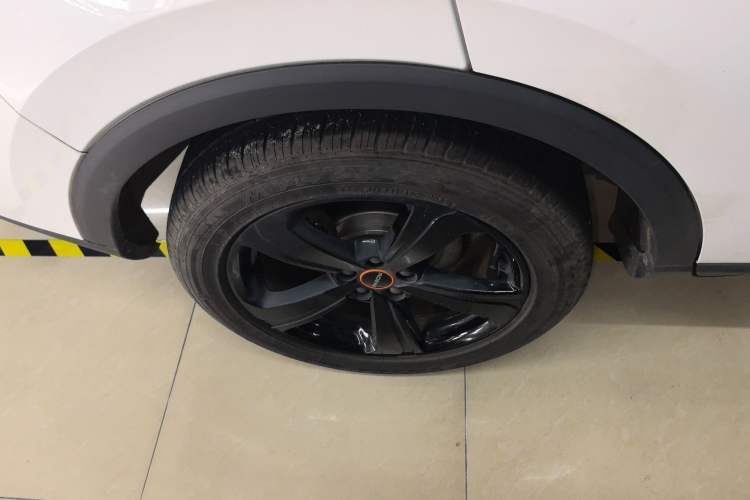 Used Roewe RX3 2021 PRO 1.6L CVT Flagship Model Right Rear Wheel Hub