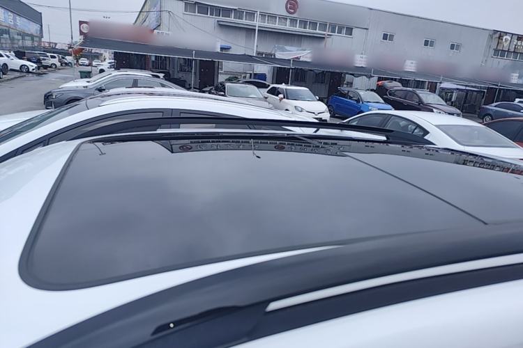 Used Roewe RX3 2021 PRO 1.6L CVT Elite Model Roof