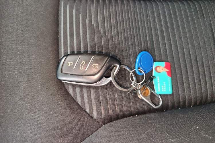 Used Roewe RX3 2021 PRO 1.6L CVT Elite Model Vehicle Key