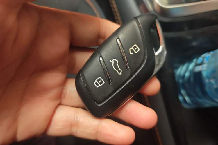 Used Roewe RX3 2021 PRO 1.6L CVT Elite Model Vehicle Key