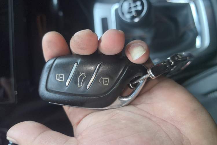 Used Roewe RX3 2021 PRO 1.6L Manual Flagship Model Vehicle Key