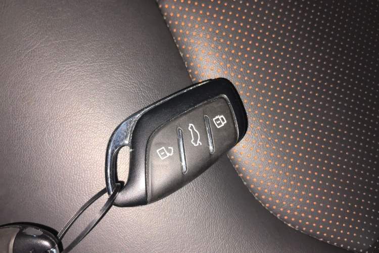 Used Roewe RX3 2021 PRO 1.6L CVT Flagship Model Vehicle Key