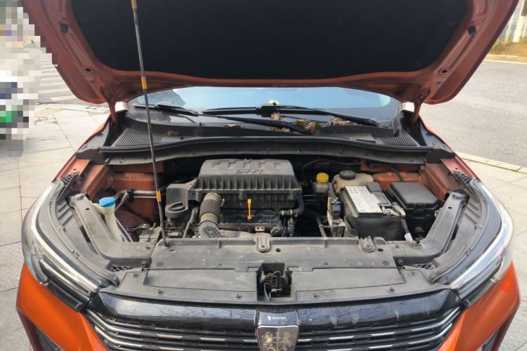 Used Roewe RX3 2021 PRO 1.6L CVT Elite Model Engine Bay