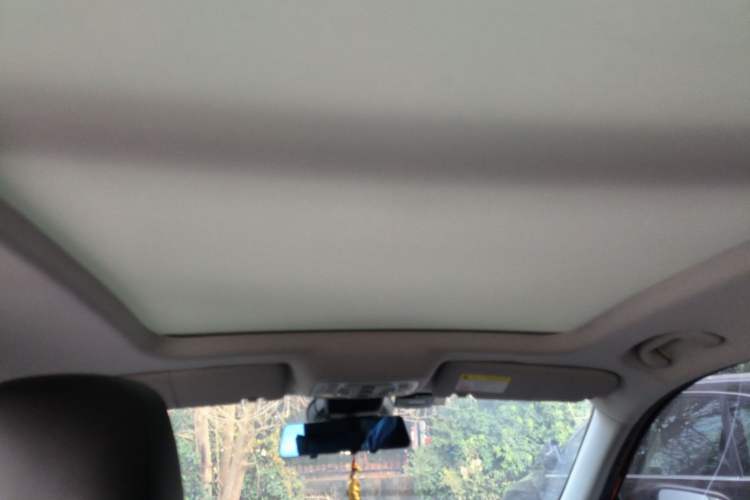 Used Roewe RX3 2021 PRO 1.6L CVT Elite Model Headliner