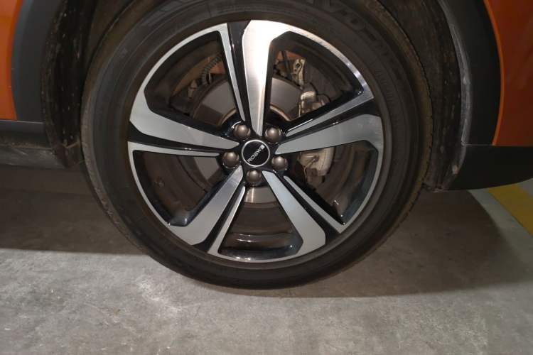 Used Roewe RX3 2021 PRO 1.6L CVT Elite Model Right Front Wheel Hub