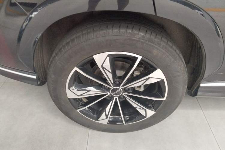 Used Roewe RX5 2023 1.5T Luxury Sliding-Screen Version Exterior 8