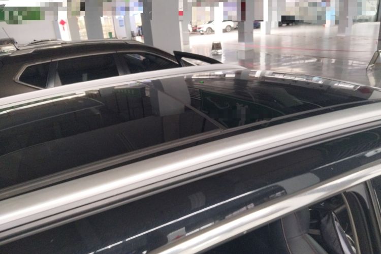 Used Roewe RX5 2023 1.5T Luxury Sliding-Screen Version Roof