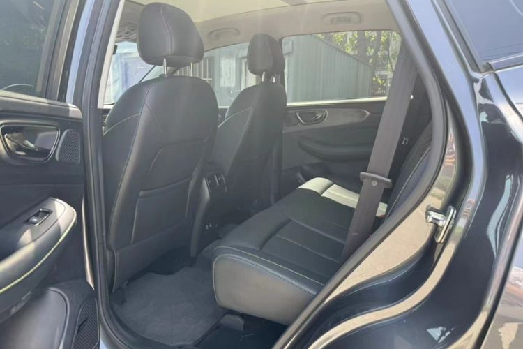 Used Roewe RX5 2023 PLUS 330TGI Automatic Trendsetting Smart Edition Interior 3