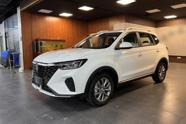 Used Roewe RX5 2023 PLUS 330TGI Automatic Trendsetting Smart Edition