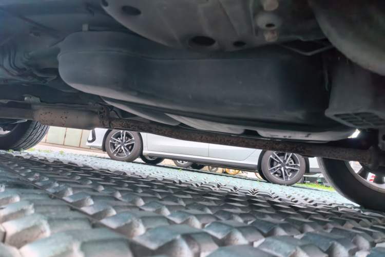 Used Roewe RX5 2016 20T Two-Wheel Drive Automatic Flagship Edition Chassis Rear Left