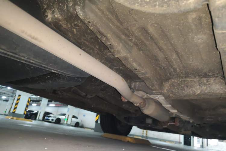 Used Roewe RX5 2016 20T Two-Wheel Drive Automatic Internet Smart Edition Chassis Rear Right
