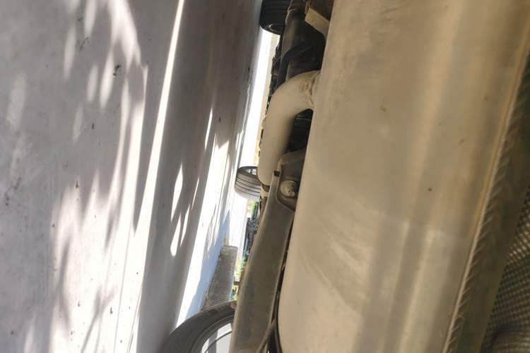 Used Roewe RX5 2016 30T Two-Wheel Drive Automatic Internet Smart Edition Chassis Rear