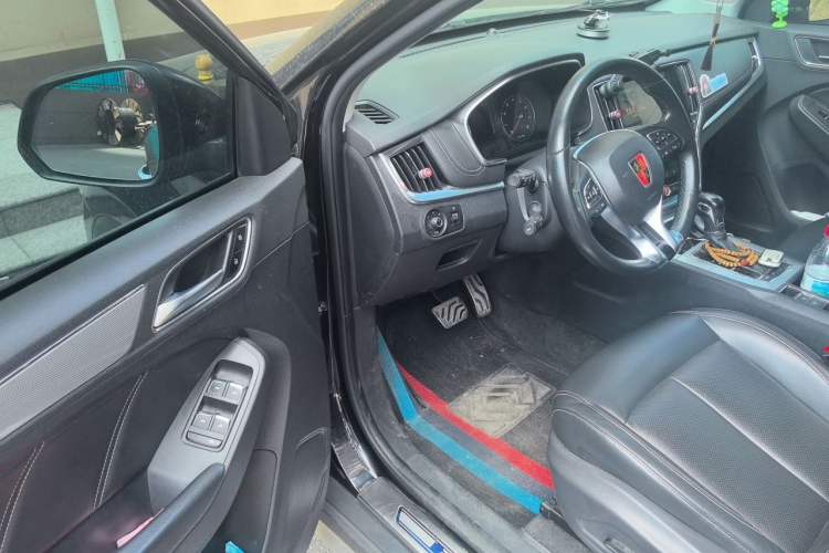 Used Roewe RX5 2016 20T Two-Wheel Drive Automatic Internet Smart Edition Driver Seat