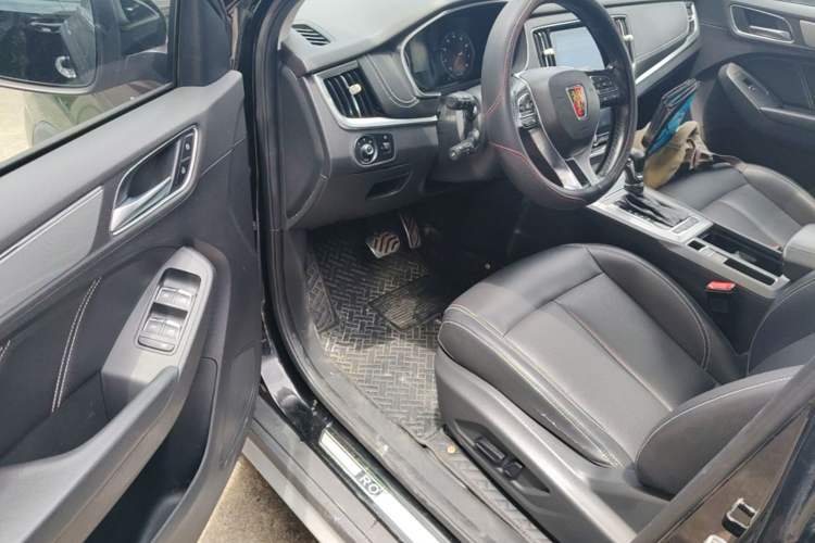 Used Roewe RX5 2016 20T Two-Wheel Drive Automatic Internet Smart Edition Driver Seat