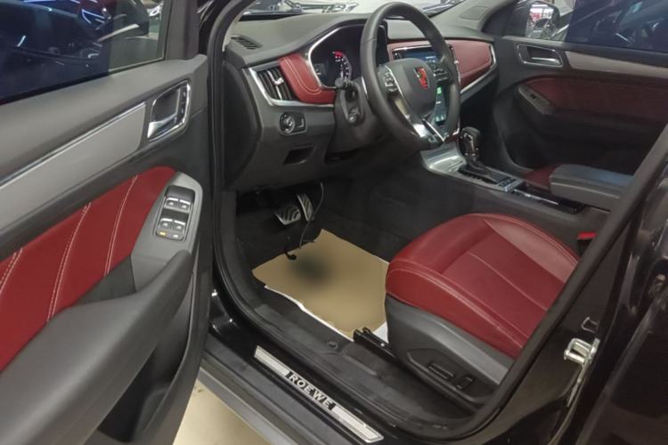 Used Roewe RX5 2016 30T Four-Wheel Drive Automatic Internet Smart Luxury Edition Driver Seat