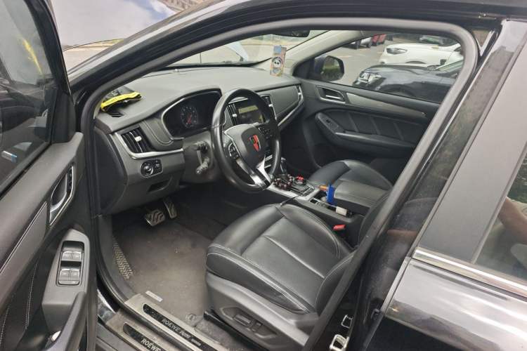 Used Roewe RX5 2016 20T Two-Wheel Drive Automatic Internet Smart Edition Driver Seat