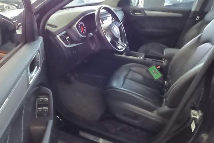 Used Roewe RX5 2016 20T Two-Wheel Drive Automatic Flagship Edition Driver Seat