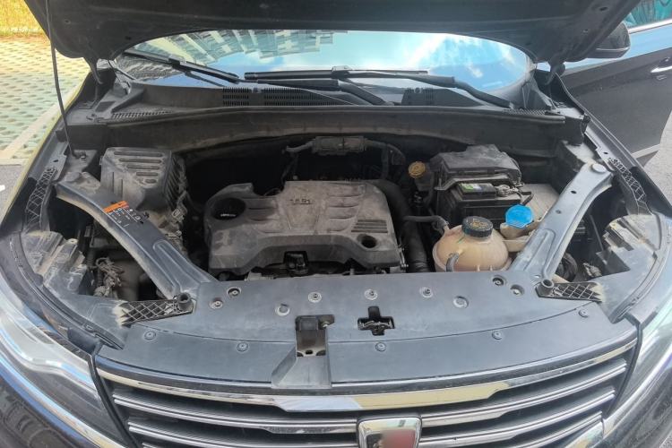 Used Roewe RX5 2016 20T Two-Wheel Drive Automatic Internet Smart Edition Engine Bay