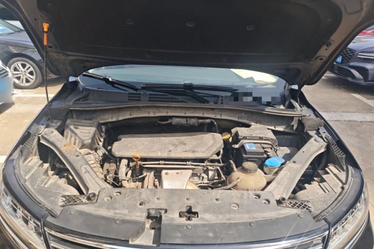 Used Roewe RX5 2016 30T Four-Wheel Drive Automatic Internet Smart Luxury Edition Engine Bay