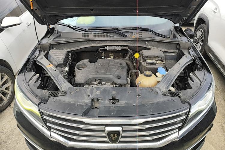 Used Roewe RX5 2016 20T Two-Wheel Drive Automatic Internet Smart Edition Engine Bay