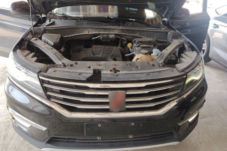 Used Roewe RX5 2016 20T Two-Wheel Drive Manual Transmission Internet Smart Edition Engine Bay