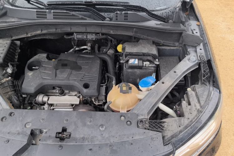 Used Roewe RX5 2016 30T Two-Wheel Drive Automatic Internet Smart Edition Engine Bay Left
