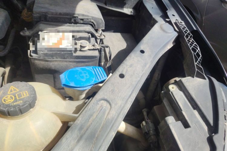 Used Roewe RX5 2016 30T Two-Wheel Drive Automatic Internet Smart Edition Engine Bay Left