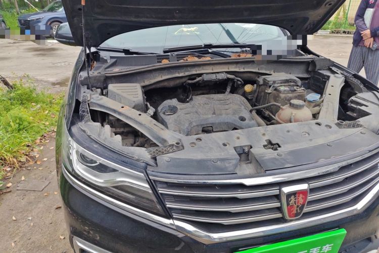 Used Roewe RX5 2016 20T Two-Wheel Drive Manual Flagship Edition Engine Bay Right