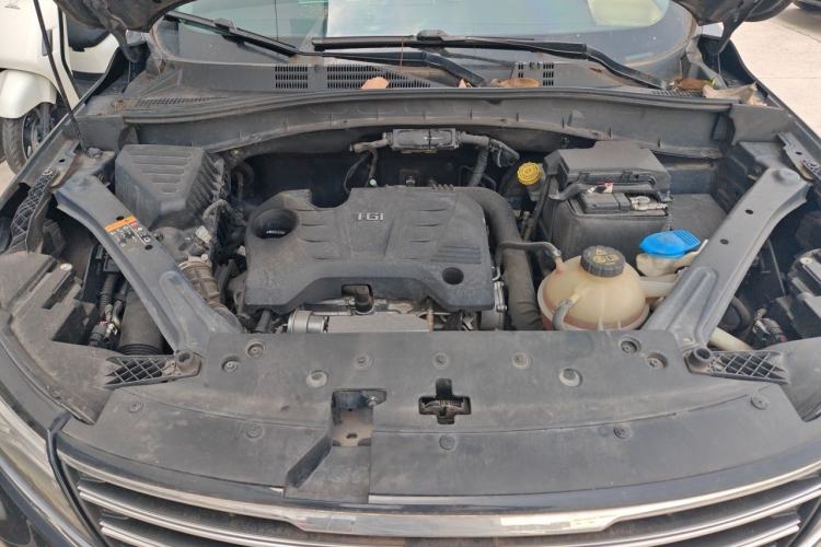 Used Roewe RX5 2016 20T Two-Wheel Drive Automatic Internet Smart Edition Engine Bay