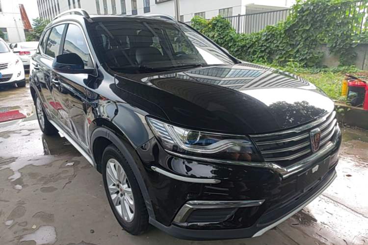 Used Roewe RX5 2016 20T Two-Wheel Drive Manual Flagship Edition Front Right 45 Deg