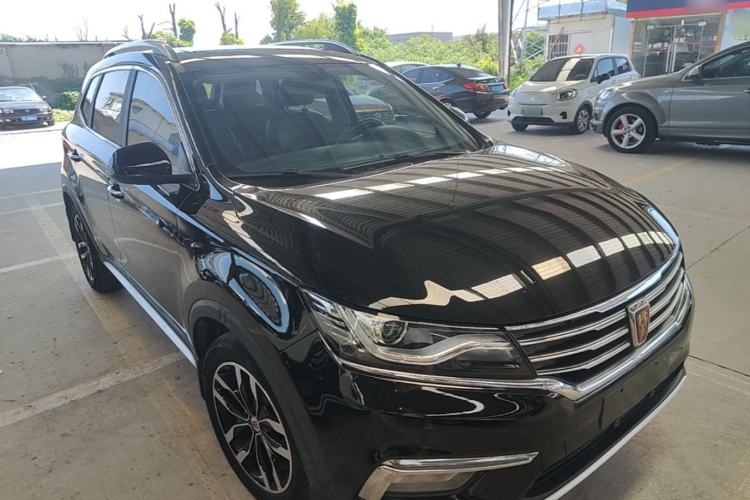 Used Roewe RX5 2016 30T Two-Wheel Drive Automatic Internet Smart Edition Front Right 45 Deg