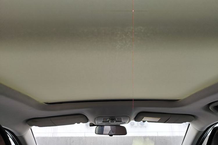 Used Roewe RX5 2016 20T Two-Wheel Drive Automatic Internet Smart Edition Headliner