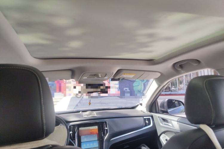 Used Roewe RX5 2016 30T Two-Wheel Drive Automatic Internet Smart Edition Headliner