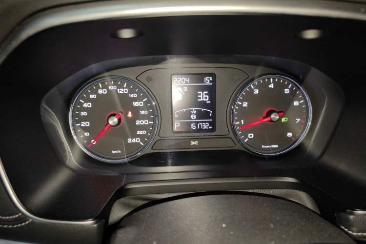 Used Roewe RX5 2016 20T Two-Wheel Drive Automatic Internet Smart Edition Instrument Cluster