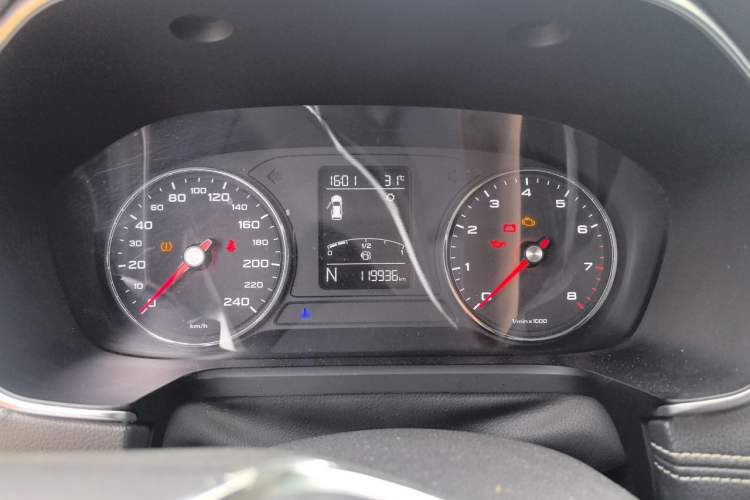 Used Roewe RX5 2016 30T Two-Wheel Drive Automatic Internet Smart Edition Instrument Cluster