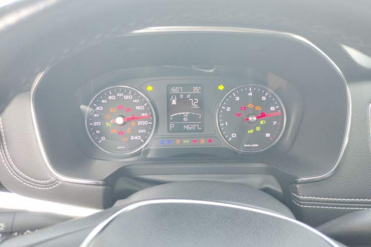 Used Roewe RX5 2016 20T Two-Wheel Drive Automatic Internet Smart Edition Instrument Cluster