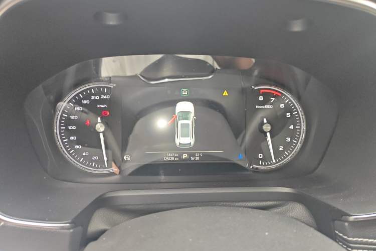 Used Roewe RX5 2016 30T Two-Wheel Drive Automatic Internet Smart Edition Instrument Cluster