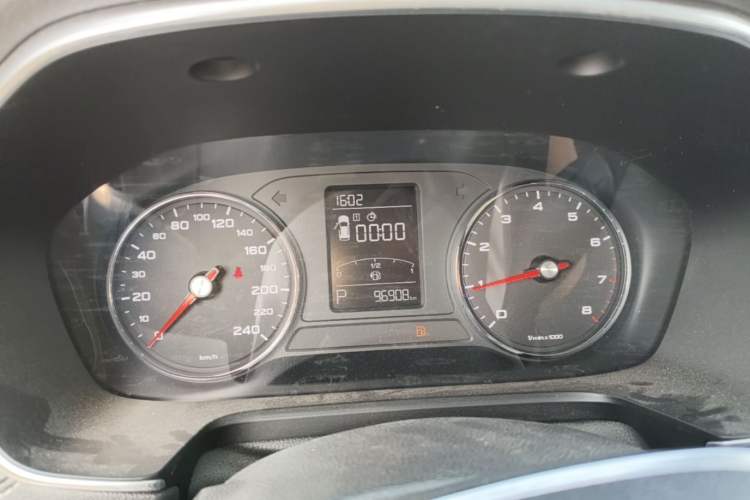 Used Roewe RX5 2016 20T Two-Wheel Drive Automatic Flagship Edition Instrument Cluster