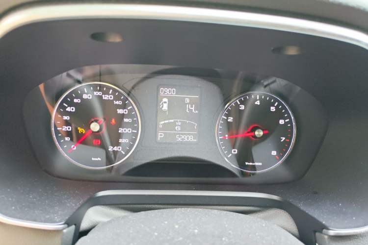 Used Roewe RX5 2016 20T Two-Wheel Drive Automatic Flagship Edition Instrument Cluster