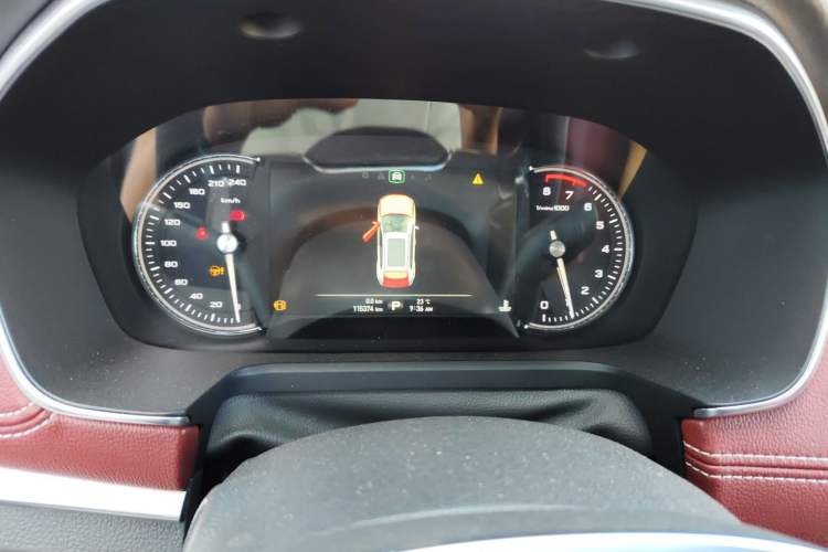 Used Roewe RX5 2016 30T Four-Wheel Drive Automatic Internet Smart Luxury Edition Instrument Cluster