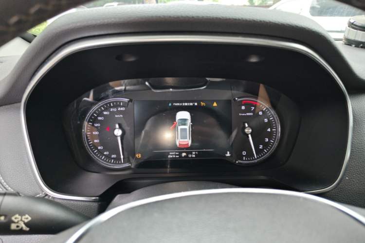 Used Roewe RX5 2016 30T Two-Wheel Drive Automatic Internet Smart Edition Instrument Cluster