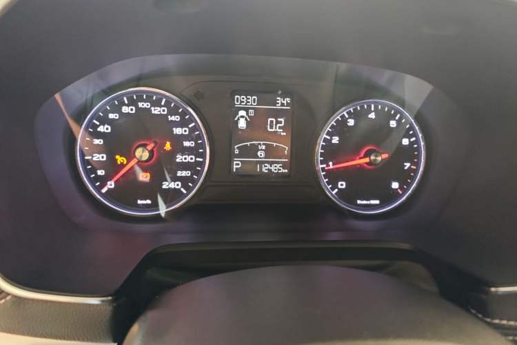 Used Roewe RX5 2016 20T Two-Wheel Drive Automatic Internet Smart Edition Instrument Cluster